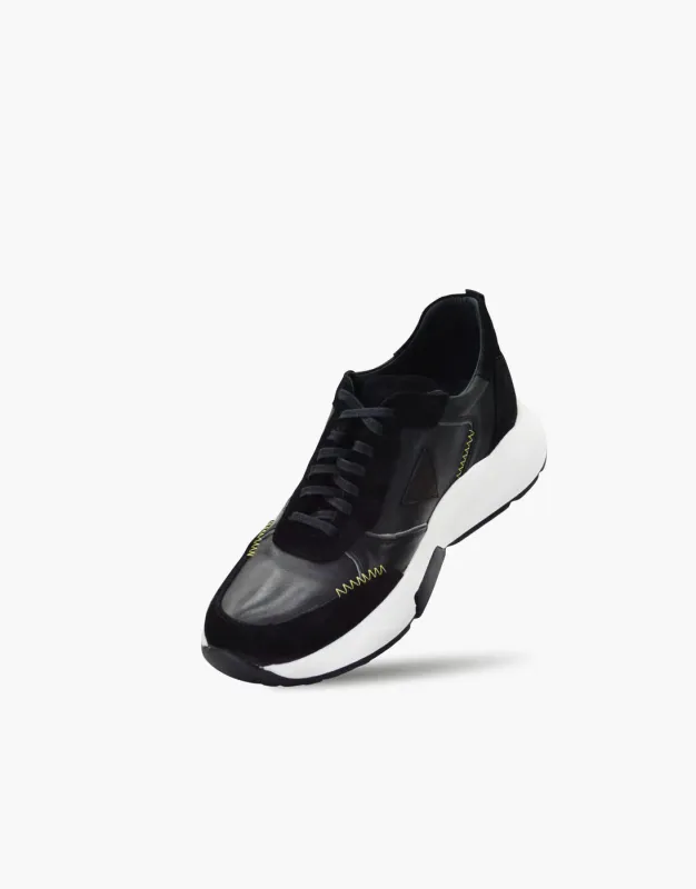 Dr. Flexer Sneaker by Bufalo